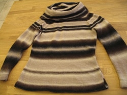 sokoladinis-megztinis